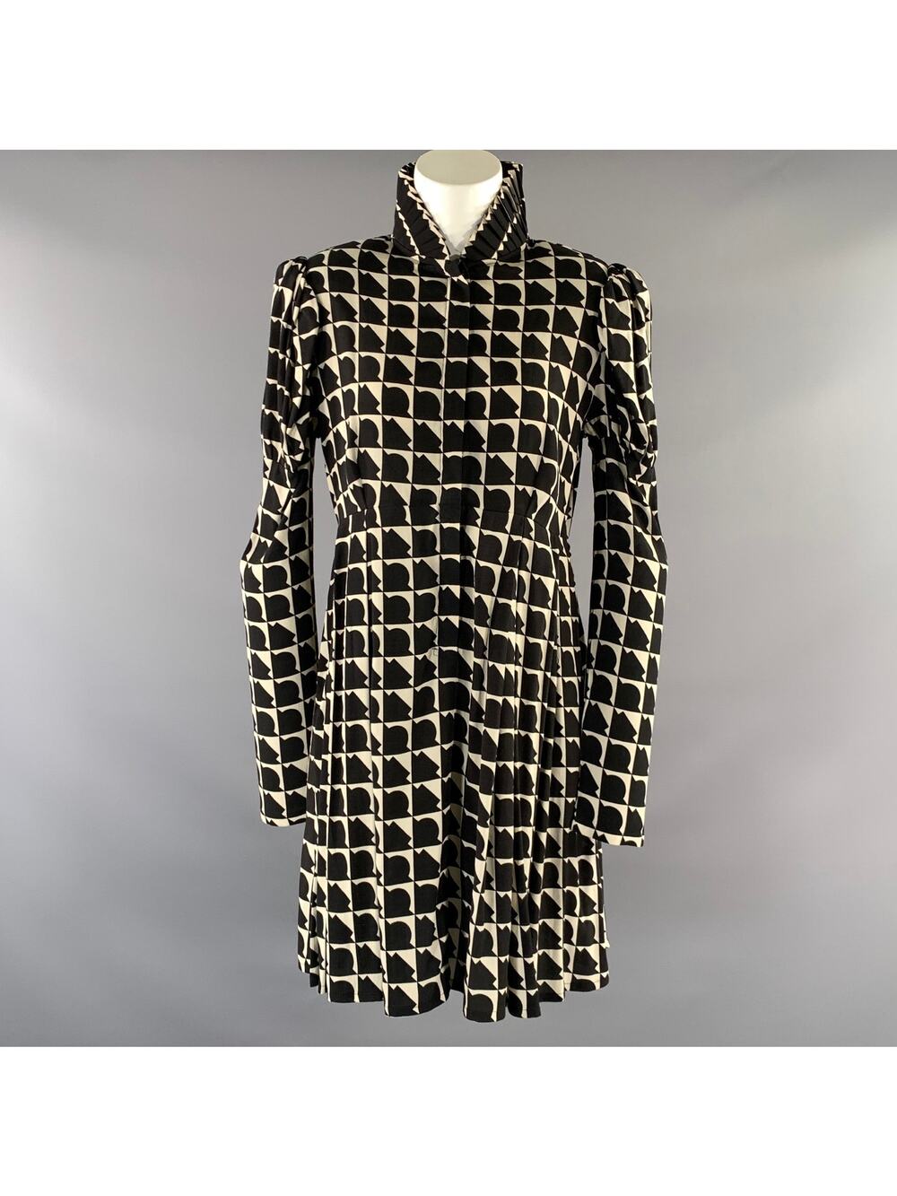 HANOUT Size M Black White Geometric Long Sleeve Dress
